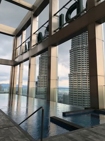 Servis Apartment untuk Disewa di Tropicana The Residences - Tim Siow - Pool - PropertyGuru.com.my