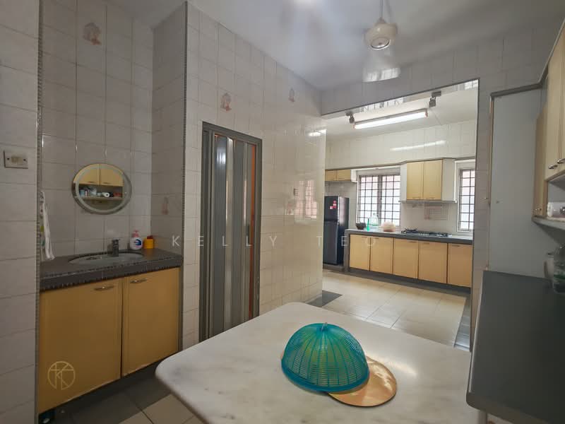Rumah Teres 2 Tingkat untuk Dijual di Taman Chi Liung (Klang) - Kelly Teo - Kitchen - PropertyGuru.com.my