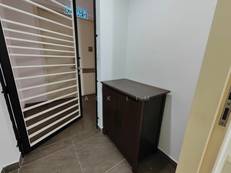 Service Residence for Sale at Nova Saujana - Zack Lim - Entrance - PropertyGuru.com.my