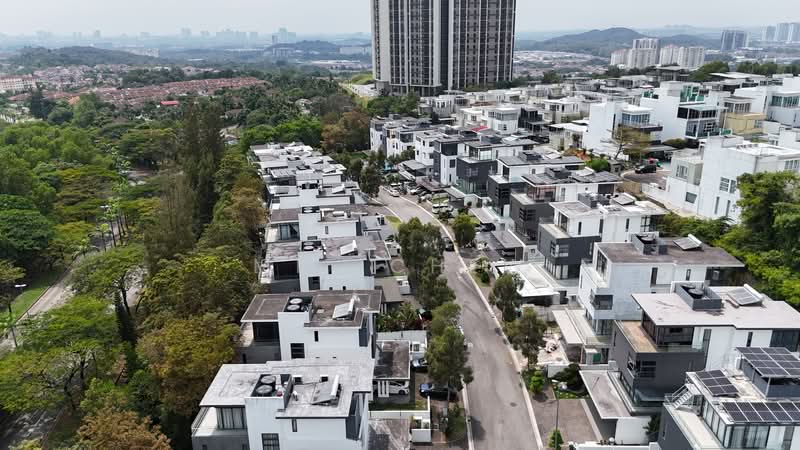 Bungalow for Sale in Puchong (Selangor) - Mr. Chew - Exterior - PropertyGuru.com.my
