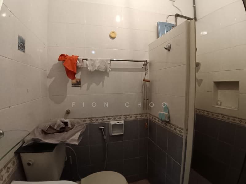 1-storey Terraced House for Sale in Taman Molek (Johor Bahru) - Fion Choo - PropertyGuru.com.my