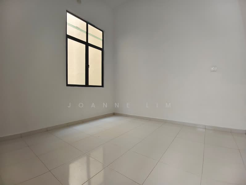 Rumah Kluster untuk Dijual di Kampung Bukit Larang (Telok Mas) - Anne Lim - PropertyGuru.com.my