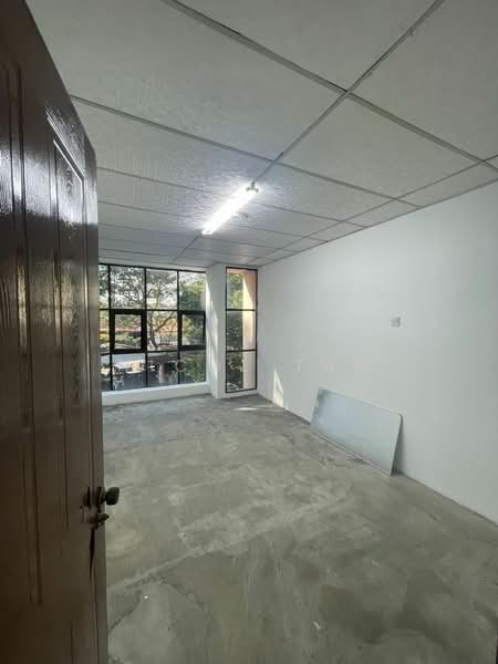 Pejabat untuk Disewa di Taman Bukit Minyak (Bukit Minyak) - Nicol Tan - Interior - PropertyGuru.com.my