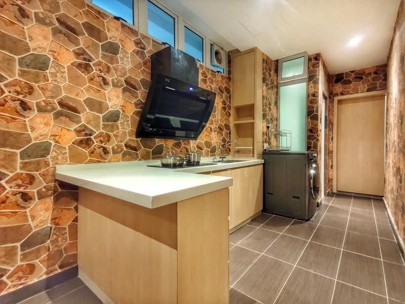 Condominium for Sale at KSL D'Esplanade Residence - Kai Lee - Kitchen - PropertyGuru.com.my