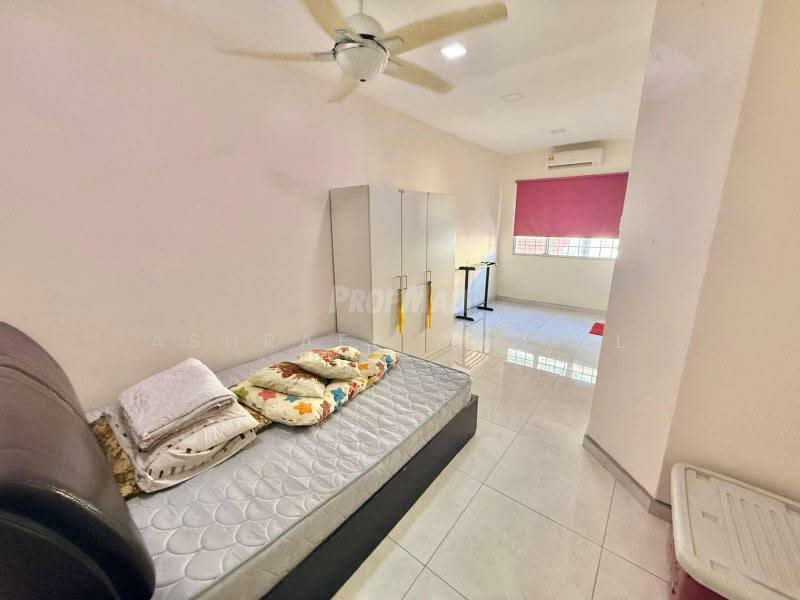 2-storey Terraced House for Sale in Bukit Jelutong (Shah Alam) - Ashraff Daniel - PropertyGuru.com.my
