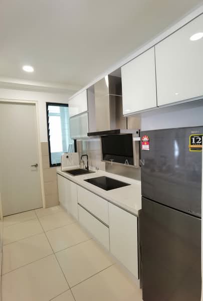 Kondominium untuk Dijual di Waterside Residence - Amy Tan - Kitchen - PropertyGuru.com.my