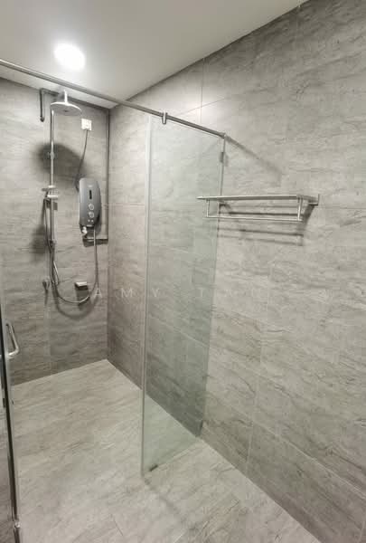 Kondominium untuk Dijual di Waterside Residence - Amy Tan - Bathroom - PropertyGuru.com.my