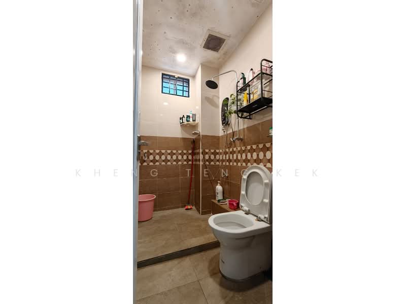 Rumah Teres 2.5 Tingkat untuk Dijual di Taman Tun Hussein (Seberang Jaya) - Kheng Teng Kek - Bathroom - PropertyGuru.com.my