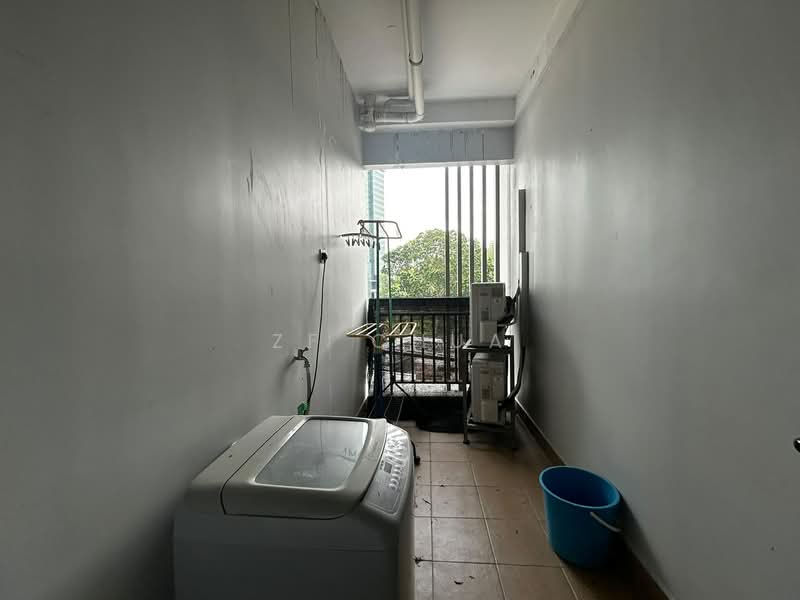 Condominium for Sale at Shaftsbury Residence - ZF Chua - Balcony - PropertyGuru.com.my