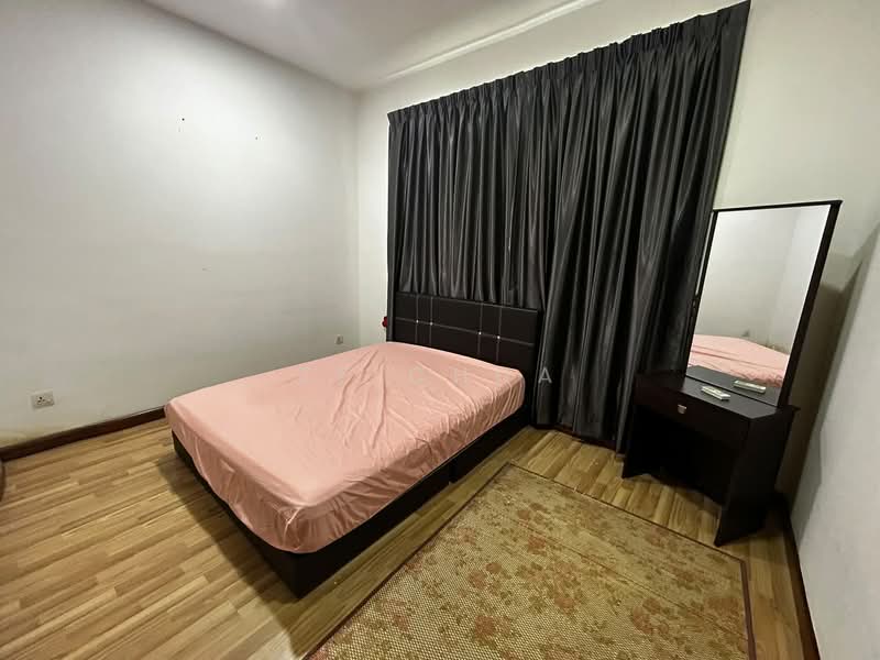 Condominium for Sale at Shaftsbury Residence - ZF Chua - Bedroom - PropertyGuru.com.my
