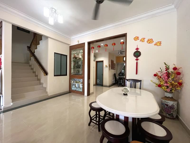 Townhouse for Sale in Taman Lagenda Mas (Cheras) - Denver Sin - Living Room - PropertyGuru.com.my