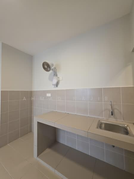 Pangsapuri untuk Disewa di Residensi Akasia Jubilee - Ahmad Najib - Kitchen - PropertyGuru.com.my