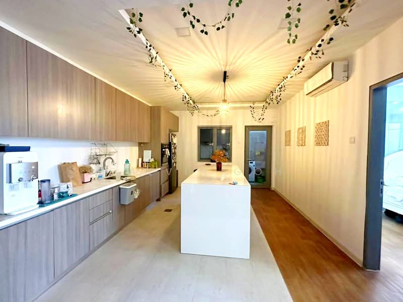 Servis Apartment untuk Disewa di Lakefront Residence - Calvin Goh - PropertyGuru.com.my