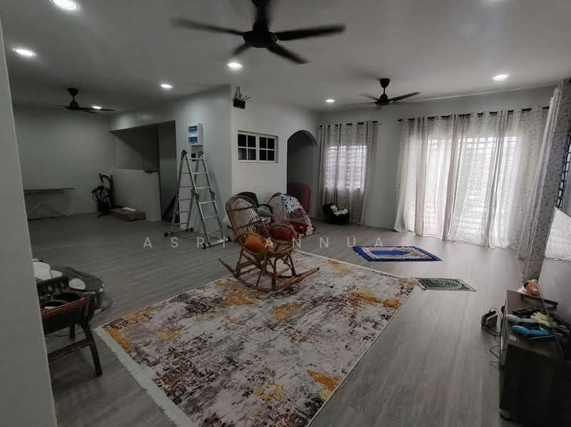 Semi-Detached House for Sale in Bangi (Selangor) - Asri Annuar - Living Room - PropertyGuru.com.my