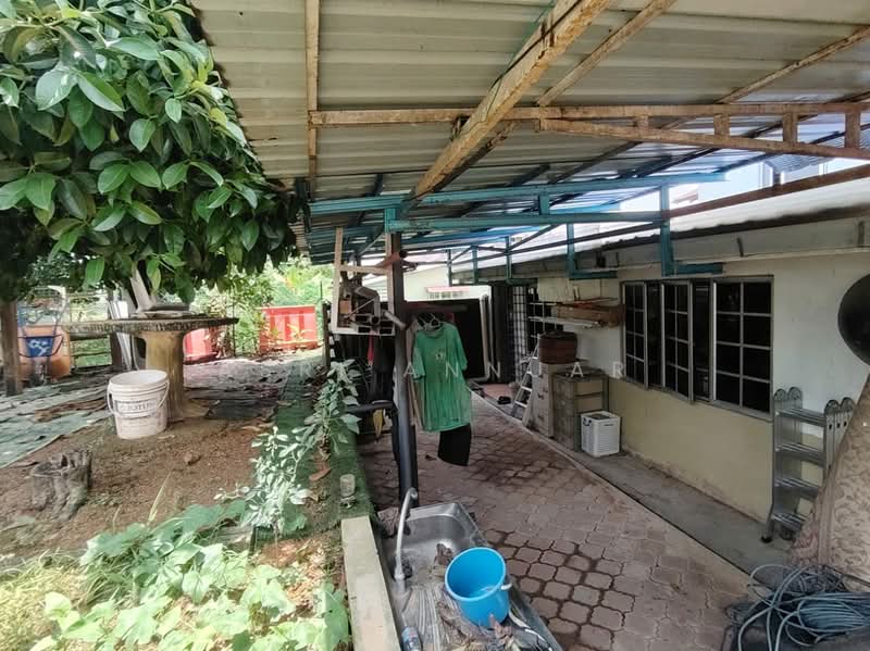 Semi-Detached House for Sale in Bangi (Selangor) - Asri Annuar - Exterior - PropertyGuru.com.my