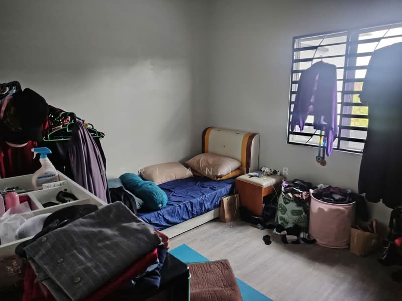 Semi-Detached House for Sale in Bangi (Selangor) - Asri Annuar - Bedroom - PropertyGuru.com.my
