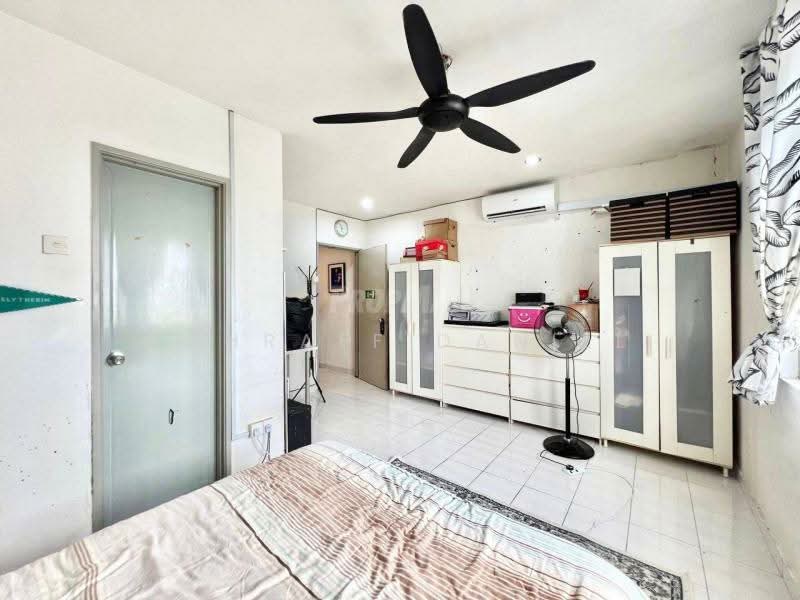 Terraced House for Sale in Taman Bukit Permata (Selayang) - Ashraff Daniel - Bedroom - PropertyGuru.com.my
