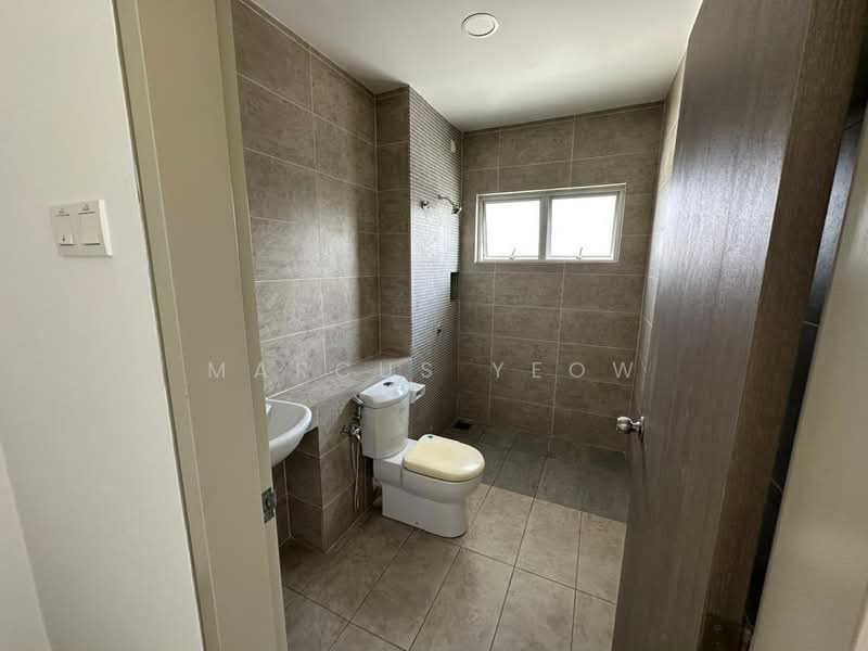 Rumah Teres 2 Tingkat untuk Disewa di Bandar Ainsdale (Seremban) - Marcus Yeow - Bathroom - PropertyGuru.com.my