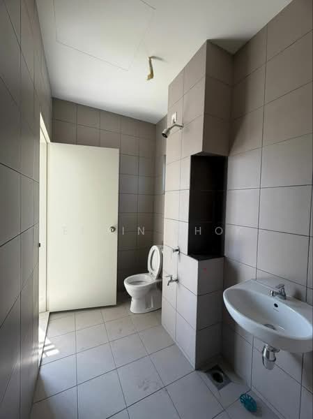 Rumah Teres 2-Tingkat untuk Dijual di Bandar Bukit Raja (Klang) - Elwin Chok - Bathroom - PropertyGuru.com.my