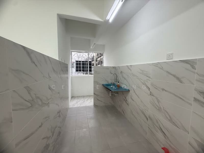 Apartment for Sale at Kuchai Entrepreneurs Park Apartment - Celine Kong - Kitchen - PropertyGuru.com.my