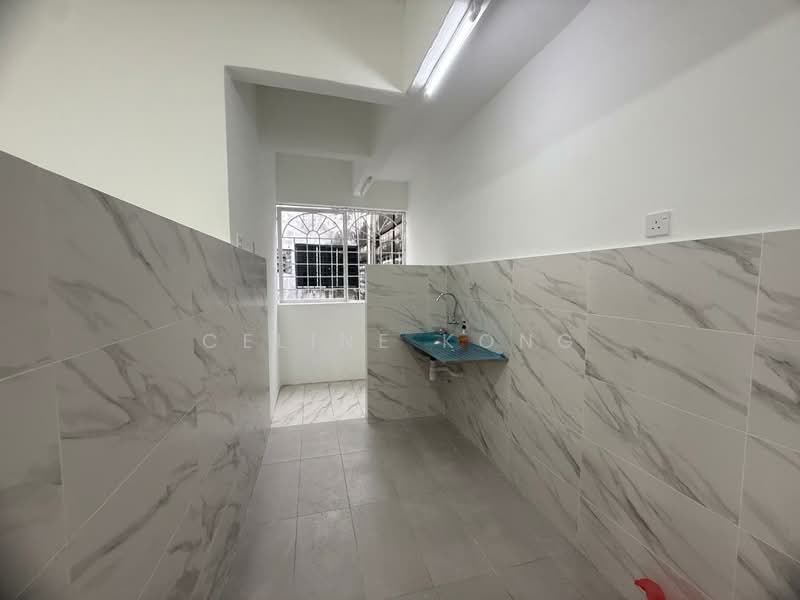 Apartment for Sale at Kuchai Entrepreneurs Park Apartment - Celine Kong - Kitchen - PropertyGuru.com.my