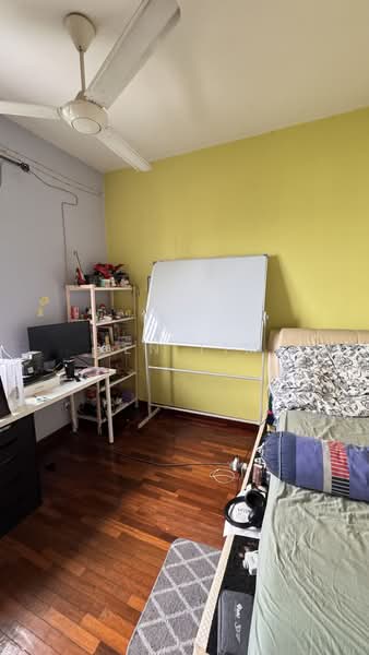 Kondominium untuk Dijual di Savanna Condominium - Yen Lim - Bedroom - PropertyGuru.com.my