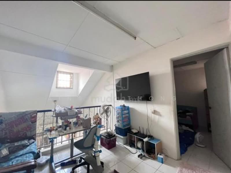 1.5-storey Terraced House for Sale in Taman Menglembu Impiana Adril (Menglembu) - Ainsley Thong - PropertyGuru.com.my