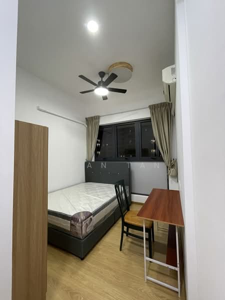 Service Residence for Sale at Paragon Residences @ Straits View - Ryan Tan - Bedroom - PropertyGuru.com.my