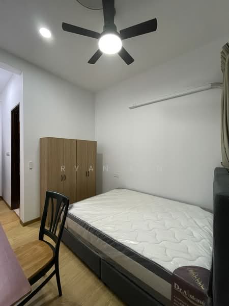 Service Residence for Sale at Paragon Residences @ Straits View - Ryan Tan - Bedroom - PropertyGuru.com.my