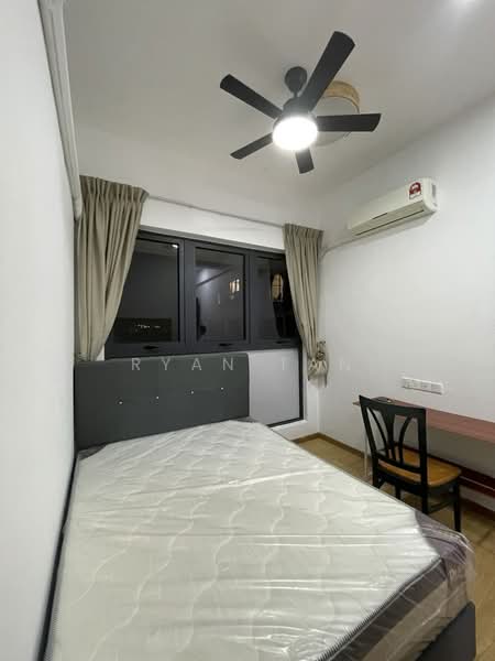 Service Residence for Sale at Paragon Residences @ Straits View - Ryan Tan - Bedroom - PropertyGuru.com.my