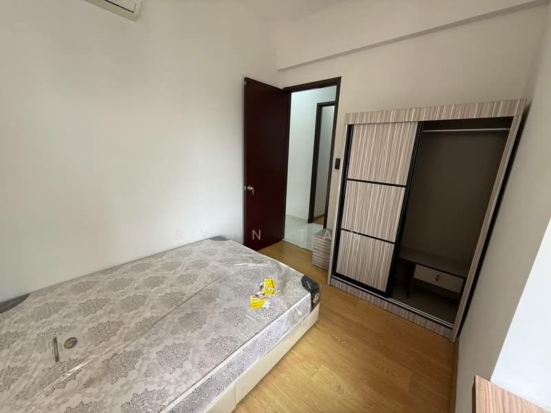 Service Residence for Sale at Paragon Residences @ Straits View - Ryan Tan - Bedroom - PropertyGuru.com.my