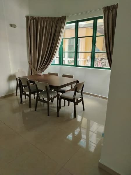 Kondominium untuk Disewa di Tanjung Park Condominium - Lynnz Seow - Dining Room - PropertyGuru.com.my
