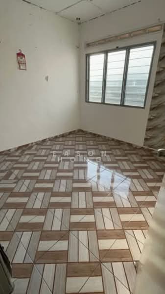 Rumah Teres 2 Tingkat untuk Disewa di Banting (Selangor) - Eason Hong - Interior - PropertyGuru.com.my