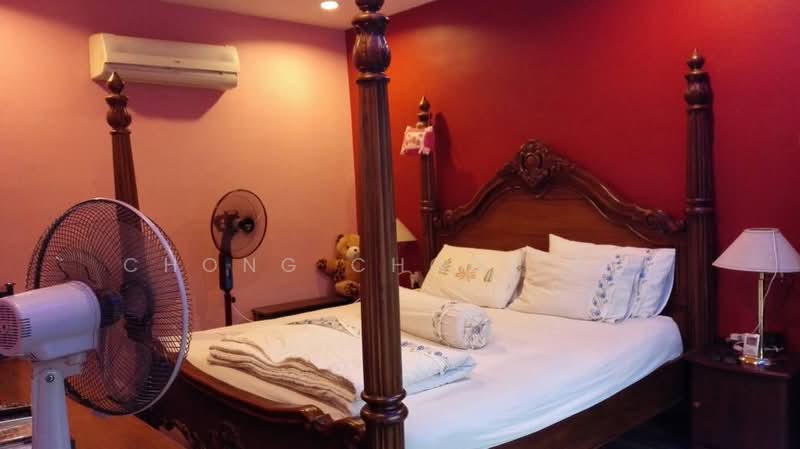 Semi-Detached House for Sale in Gelugor (Penang) - Chong Chooi Wei - Bedroom - PropertyGuru.com.my
