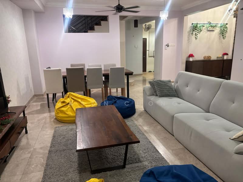 Rumah Teres 2 Tingkat untuk Dijual di Putra Heights (Subang Jaya) - Jason Chong - Living Room - PropertyGuru.com.my