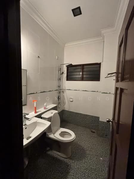 Rumah Teres 2 Tingkat untuk Dijual di Putra Heights (Subang Jaya) - Jason Chong - Bathroom - PropertyGuru.com.my