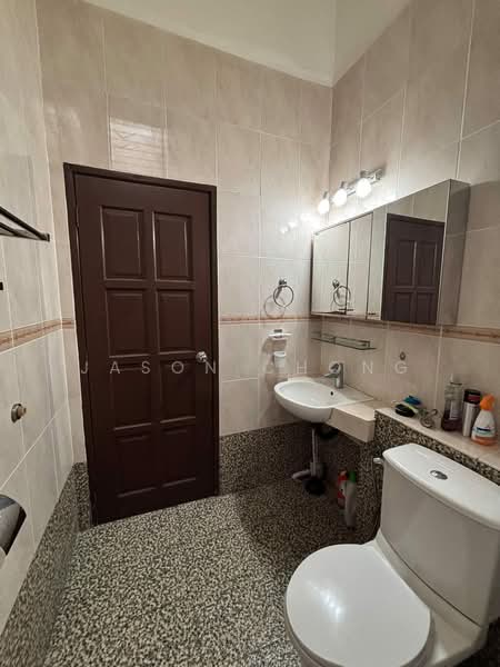 Rumah Teres 2 Tingkat untuk Dijual di Putra Heights (Subang Jaya) - Jason Chong - Bathroom - PropertyGuru.com.my