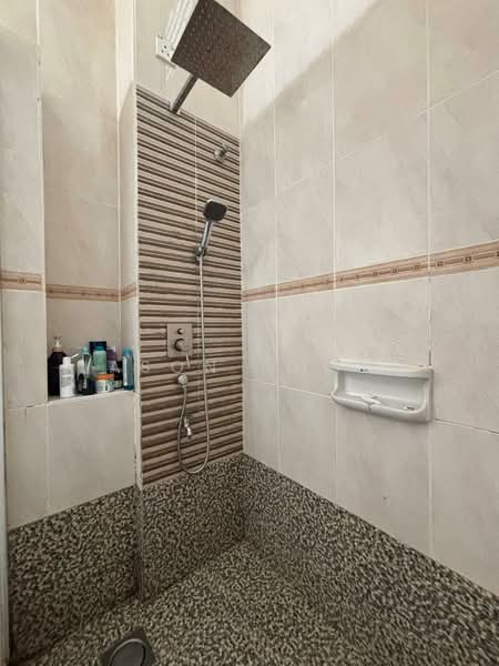 Rumah Teres 2 Tingkat untuk Dijual di Putra Heights (Subang Jaya) - Jason Chong - Bathroom - PropertyGuru.com.my