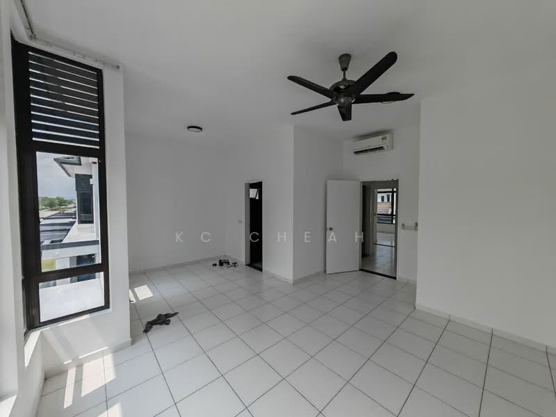 2-storey Terraced House for Rent in Eco Grandeur (Puncak Alam) - KC Cheah - Living Room - PropertyGuru.com.my
