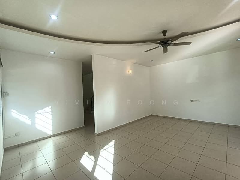2-storey Terraced House for Sale in Ipoh (Perak) - Vivian Foong - Living Room - PropertyGuru.com.my