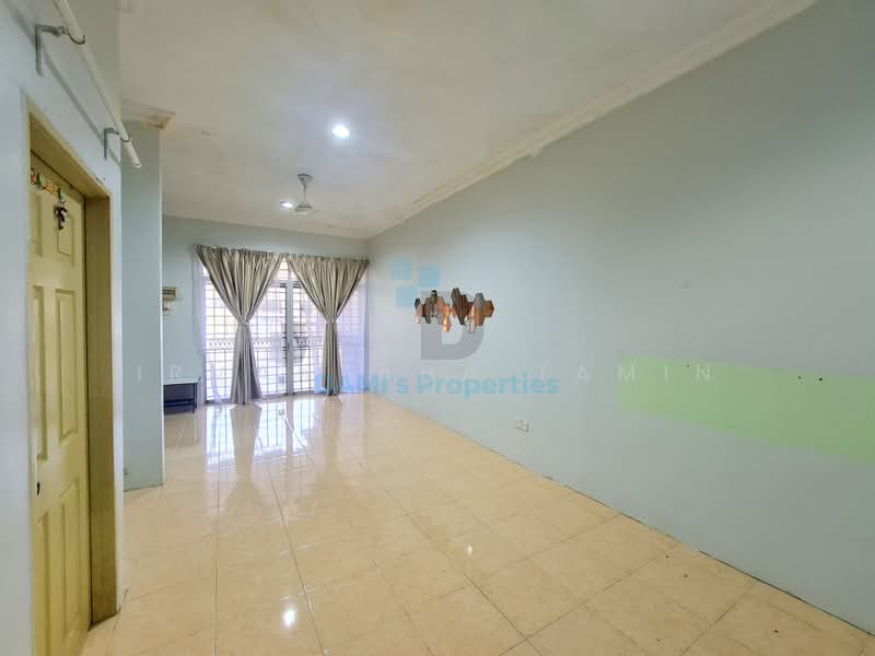 Rumah Teres 1 Tingkat untuk Dijual di Gong Badak (Kuala Nerus) - Irmantaha Tamin - Living Room - PropertyGuru.com.my