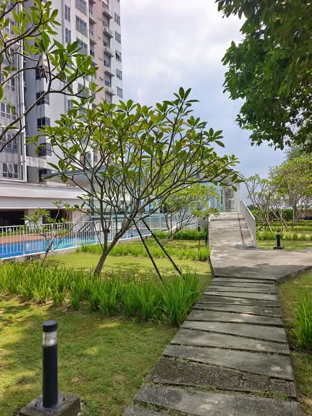 Service Residence for Sale at The Wharf Residence - YEN KEE LIONG - Exterior - PropertyGuru.com.my