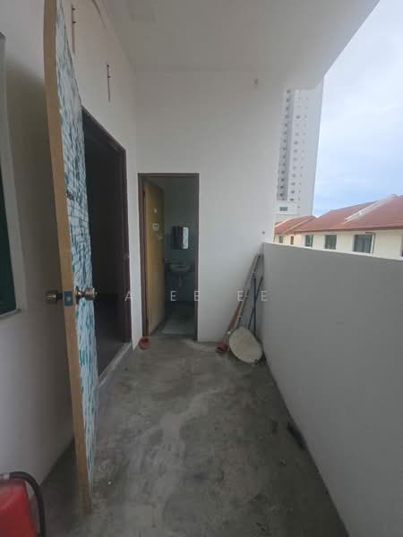 Office for Rent in Bukit Jambul (Penang) - A Ee Ee - Corridor - PropertyGuru.com.my