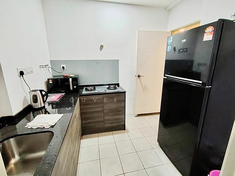 Condominium for Rent at The Latitude Condominium - Quvee Ooi - Kitchen - PropertyGuru.com.my