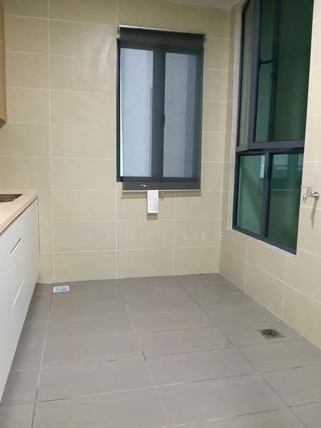 Servis Apartment untuk Disewa di LakePark Residence @ KL North - Kemp Lee - Kitchen - PropertyGuru.com.my