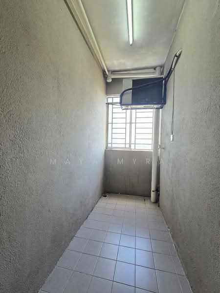Pangsapuri untuk Disewa di Villa Tropika - Maya Myra - Balcony - PropertyGuru.com.my
