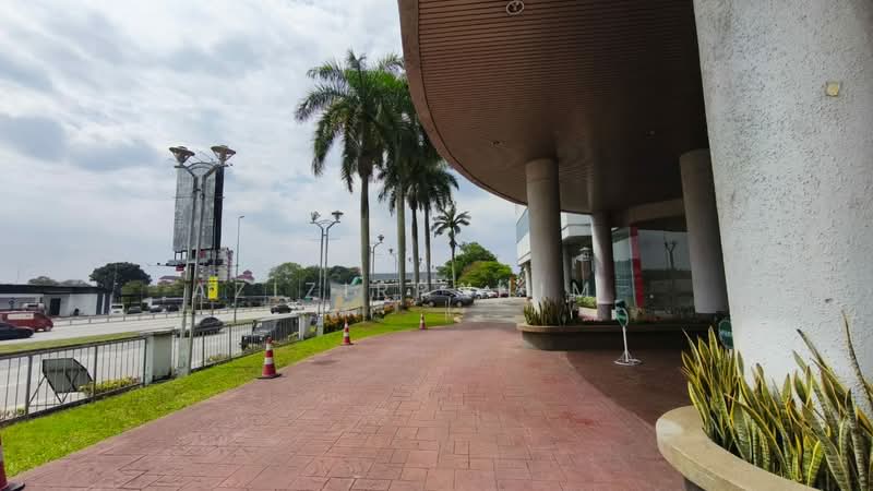 Shop / Office for Rent in Balakong (Selangor) - Azizirrahim . - Exterior - PropertyGuru.com.my