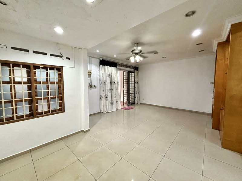 2-storey Terraced House for Sale in Taman Puteri (Batu Pahat) - NGO - Living Room - PropertyGuru.com.my