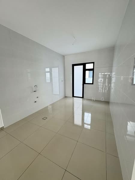 Rumah Teres 2 Tingkat untuk Disewa di Taman Ekoflora (Johor Bahru) - Jack Ching - Kitchen - PropertyGuru.com.my