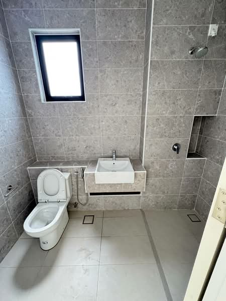 Rumah Teres 2 Tingkat untuk Disewa di Taman Ekoflora (Johor Bahru) - Jack Ching - Bathroom - PropertyGuru.com.my